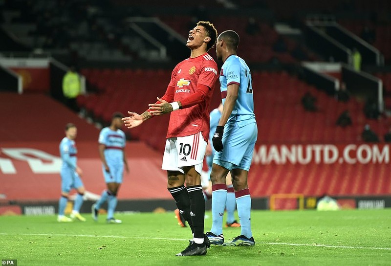 Bàn phản lưới nhà giúp MU có chiến thắng tại Old Trafford - ảnh 1