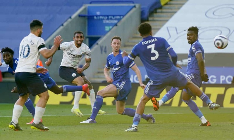 Đánh bại Leicester City, Man. City hơn MU 17 điểm  - ảnh 2