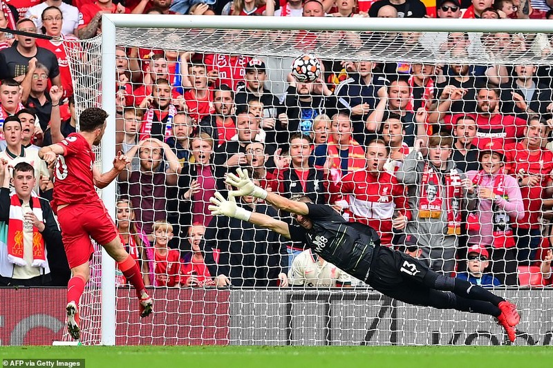 Liverpool lên đầu bảng, Arsenal thắng trận thứ hai nhờ siêu phẩm đá phạt - ảnh 2