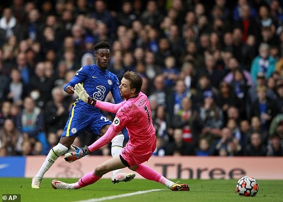 “Mưa bàn thắng” tại Stamford Bridge, Chelsea hạ Norwich City giữ vững ngôi đầu - ảnh 2