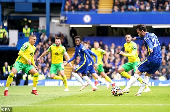 “Mưa bàn thắng” tại Stamford Bridge, Chelsea hạ Norwich City giữ vững ngôi đầu - ảnh 3