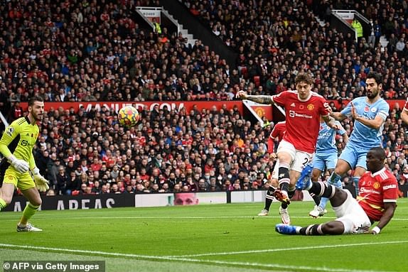 Ronaldo 'đứng hình', MU bế tắc toàn tập trước Man. City - ảnh 2