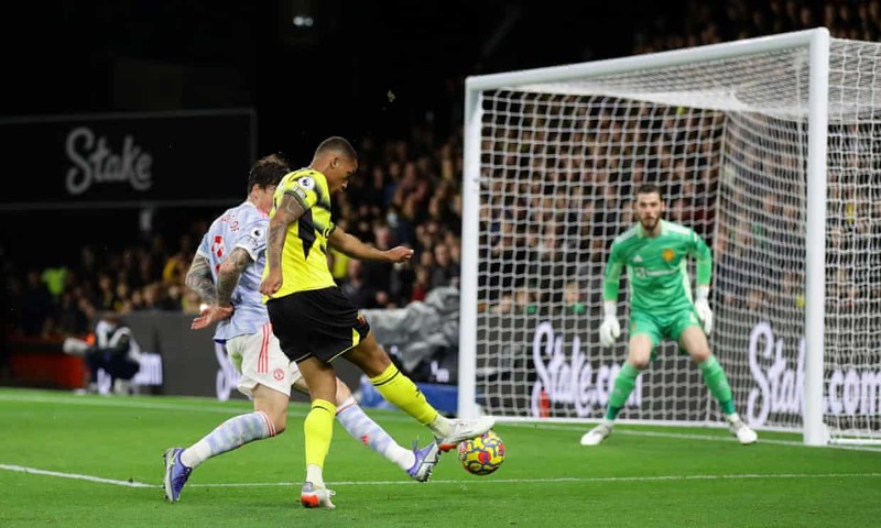 Hàng thủ lỏng lẻo khiến MU thua “phơi áo” trên sân Watford - ảnh 7