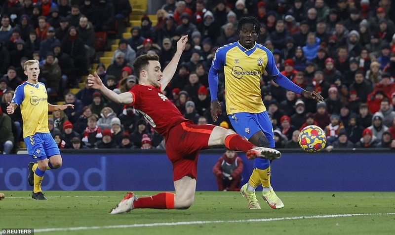 Liverpool ‘đè bẹp’ Southampton, Arsenal thăng hoa - ảnh 7