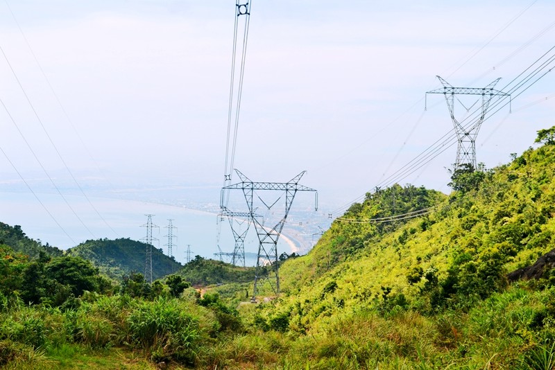 Đường dây 500kV Bắc – Nam: Bước ngoặt của ngành điện Việt Nam - ảnh 1