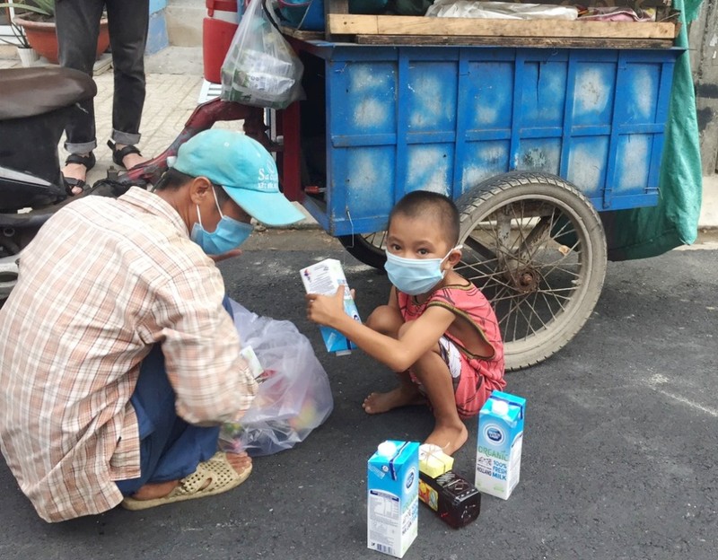 “Vạn ly sữa, vạn yêu thương” cho TP.HCM, Bình Dương của Cô Gái Hà Lan - ảnh 3