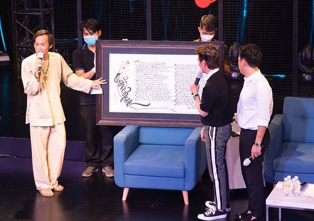 Sao Việt chung tay hướng về Đà Nẵng, Hoài Linh làm thơ - ảnh 12