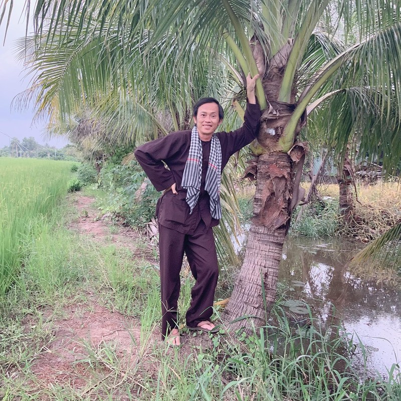 Sao Việt chung tay hướng về Đà Nẵng, Hoài Linh làm thơ - ảnh 13