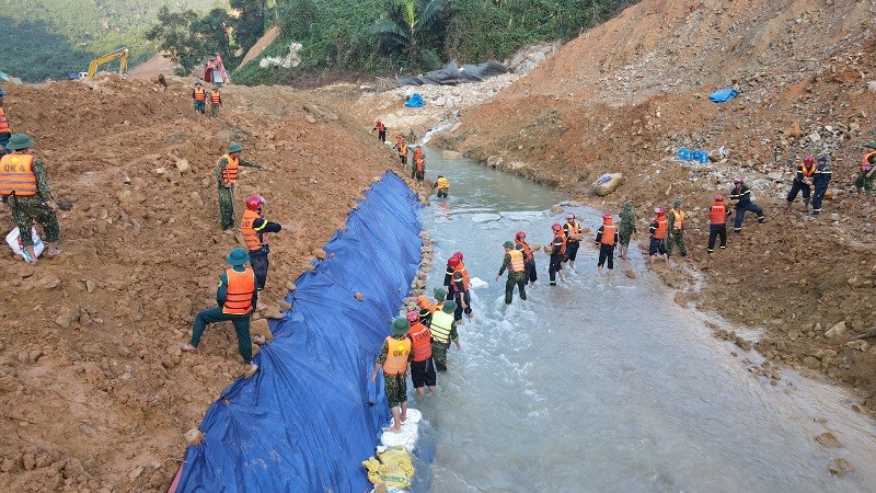 Lên phương án tìm kiếm trở lại người mất tích ở Rào Trăng 3 - ảnh 2