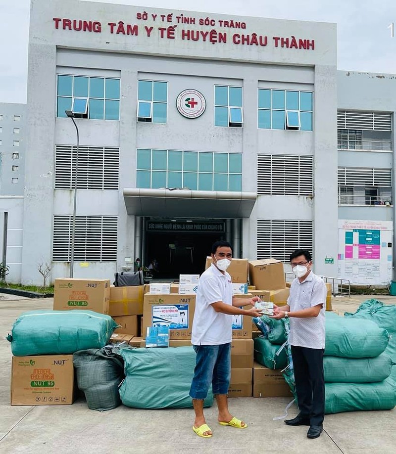 Việt Hương 3 tháng liên tiếp dẫn đầu Tốp 10 người ảnh hưởng nổi bật trên MXH  - ảnh 4