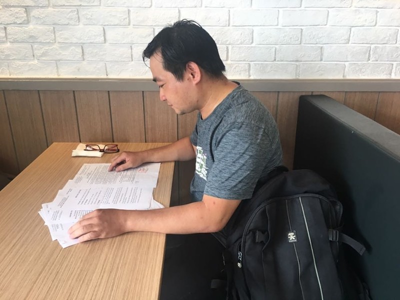 Sắp xử vụ kiện thầy giáo cho học trò diễn 'cảnh nóng' - ảnh 1