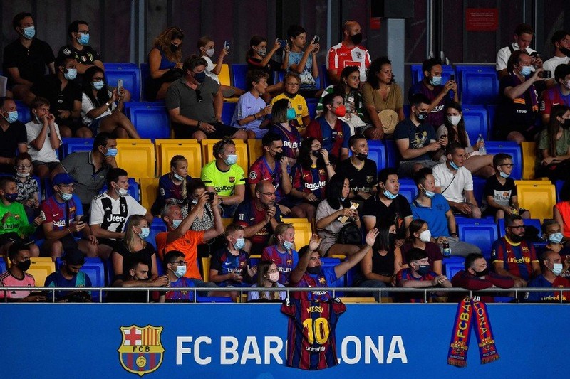 Vì sao Barcelona phải để Messi ra đi? - ảnh 5