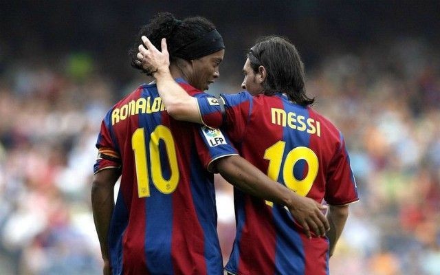 Ronaldinho tiên đoán Messi lên đỉnh châu Âu cùng PSG - ảnh 1