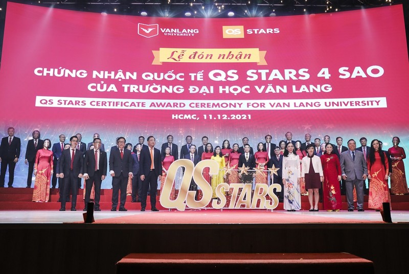 Trường ĐH Văn Lang đạt chứng nhận QS Stars 4 sao - ảnh 1