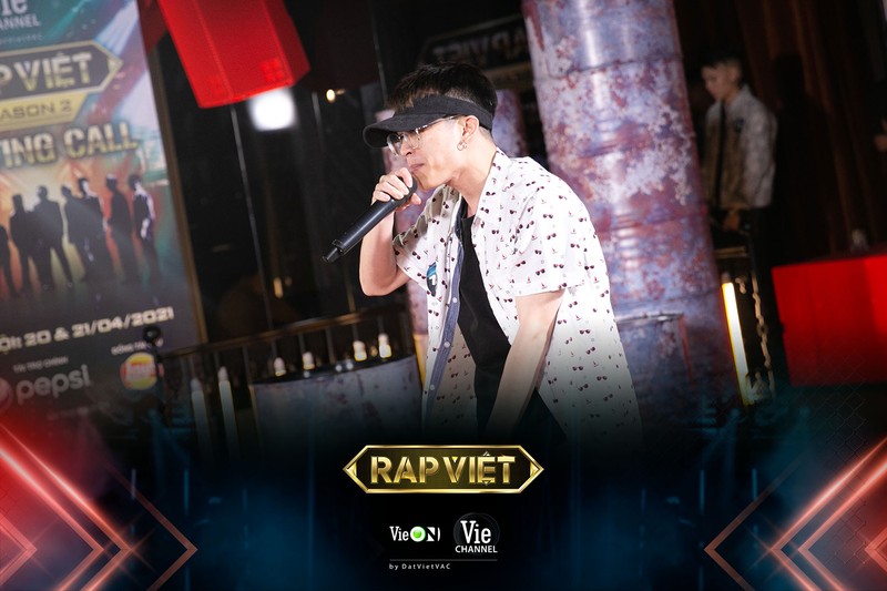 Chàng rapper quê Hải Phòng cưỡi beat siêu cuốn tại casting Rap Việt - ảnh 4