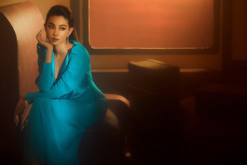 Thùy Tiên lột xác gợi cảm trước thềm Miss Grand International 2021 - ảnh 6