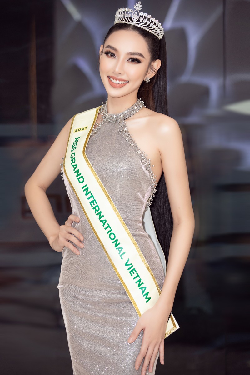 Thùy Tiên hé lộ bản vẽ trang phục bán kết 'Miss Grand International' 2021 - ảnh 1