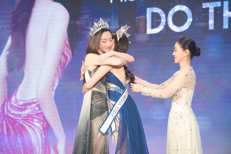 Lễ trao sash và công bố trang phục của hoa hậu Đỗ Hà tại Miss World 2021 - ảnh 3