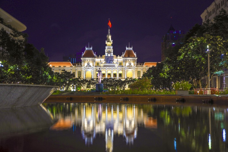 TP.HCM vắng lặng, thực hiện nghiêm phương châm 'ai ở đâu ở yên đó' - ảnh 2