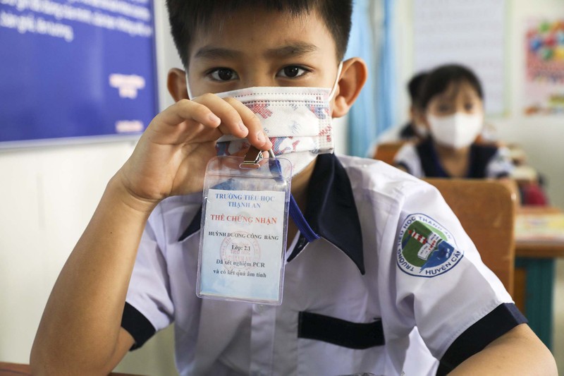 Chùm ảnh: Ngày đầu học sinh xã đảo Thạnh An trở lại trường - ảnh 6
