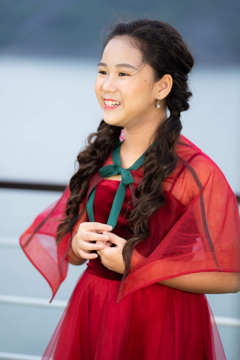 Nhan sắc đời thường khả ái của nữ sinh Việt Nam đăng quang Miss Eco Teen - ảnh 8