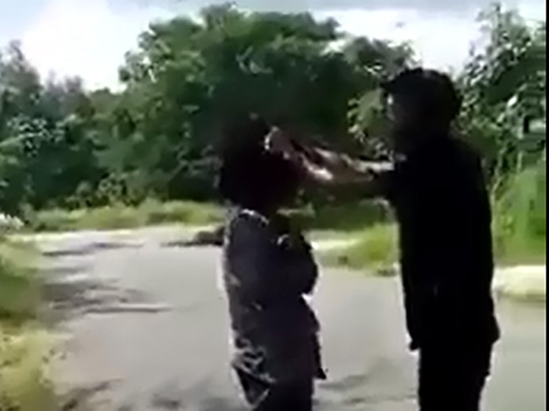Đã tìm được thiếu nữ cầm đầu vụ đánh bạn, bắt liếm chân - ảnh 1
