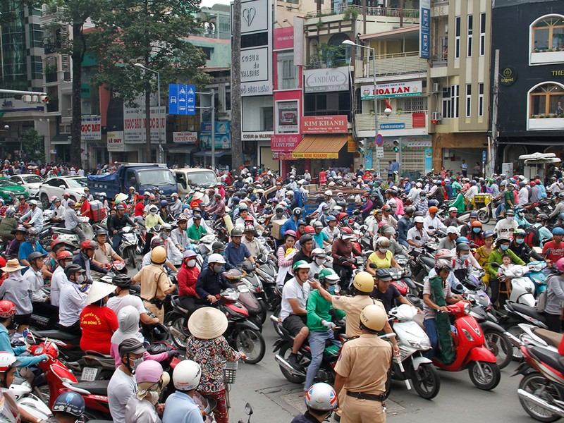 Tiểu thương chợ An Đông đóng sạp, đòi sửa chữa chợ - ảnh 4