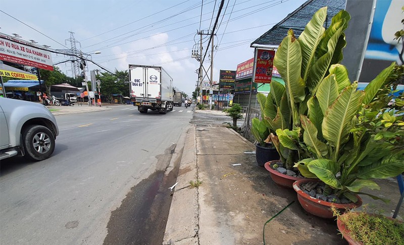 Trêu ghẹo phụ nữ, 2 thanh niên bị đâm thương vong  - ảnh 1