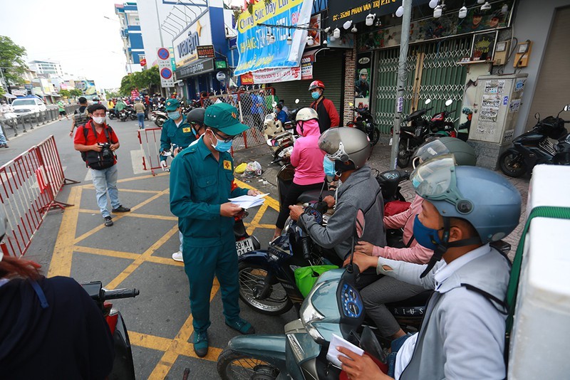 Công an điều tra vụ người đàn ông bị đánh ở chốt kiểm soát  - ảnh 2