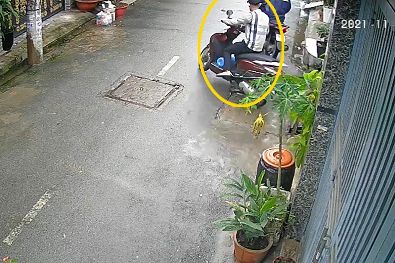 Cặp đôi trộm xe máy của người chở bình oxy ở Bình Tân sa lưới - ảnh 2