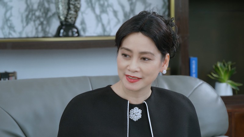 Thanh Vân trở thành Chủ tịch trong sự ngỡ ngàng của mẹ con Khiêm - ảnh 1