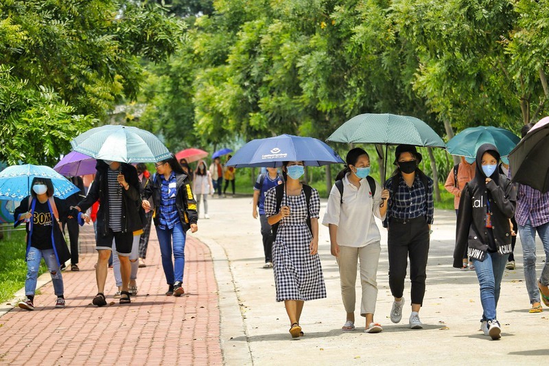 Sau nắng nóng kéo dài, Nam Bộ sắp có mưa rào - ảnh 1