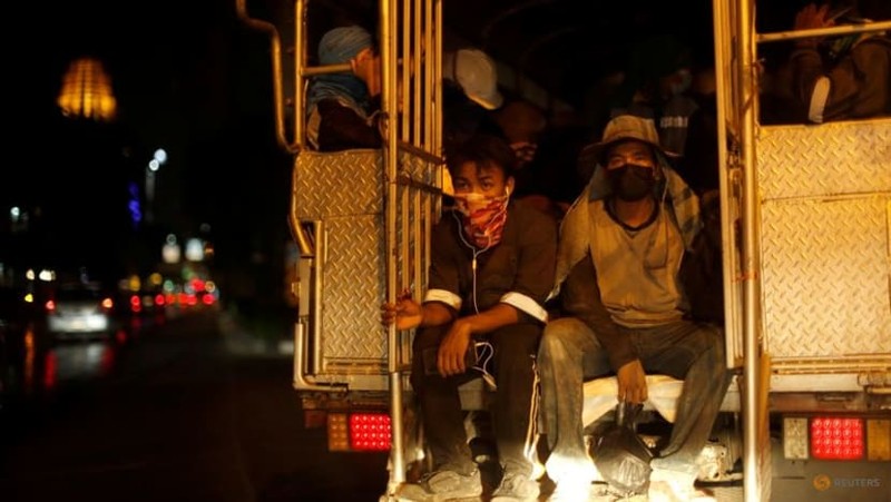 Thiếu nhân công, Thái Lan tính mở cửa biên giới đón lao động nước ngoài - ảnh 1