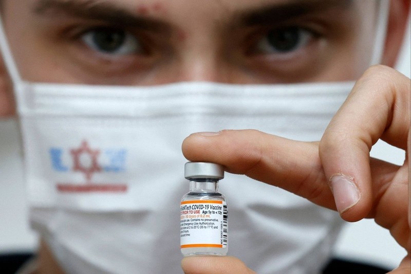 Israel thử nghiệm tiến tới tiêm liều vaccine thứ tư cho dân - ảnh 1
