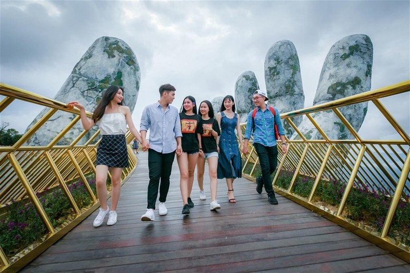 Khách du lịch Hàn Quốc, Thái Lan đến Việt Nam ngày càng nhiều - ảnh 1