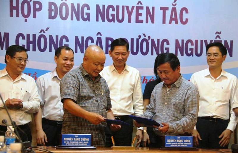 TP.HCM ký hợp đồng thuê máy bơm 'khủng' chống ngập - ảnh 1