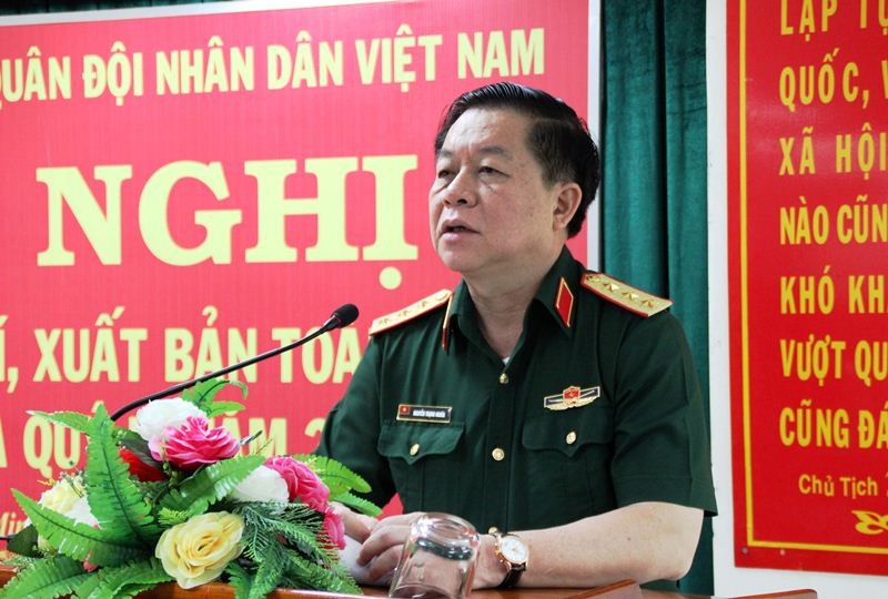 'Làm báo không chỉ để cho chúng tôi mang hàm tướng đọc' - ảnh 2