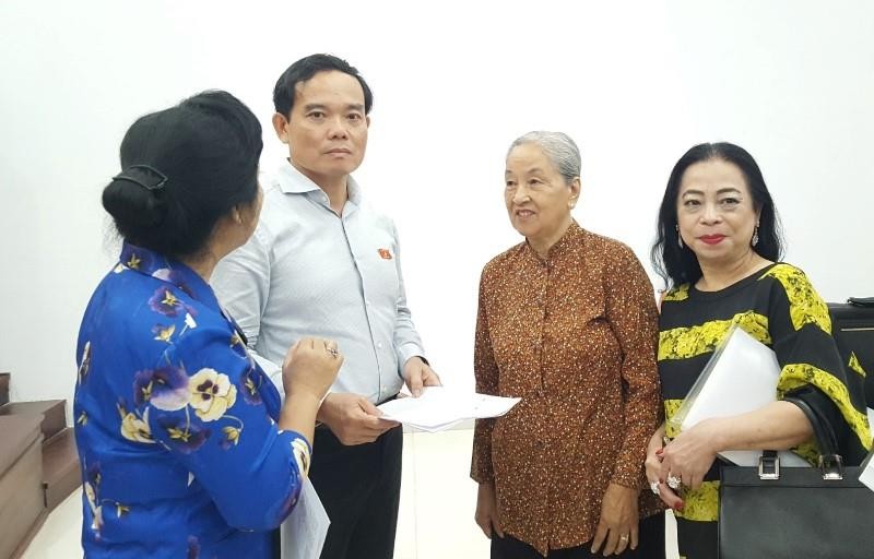 Ông Trần Lưu Quang nói với cử tri quận 1 về tín dụng đen - ảnh 1