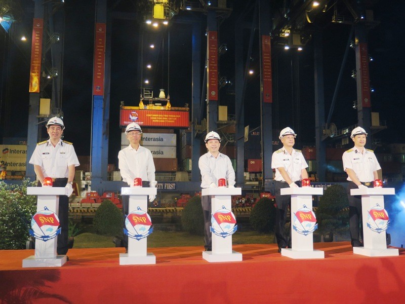 Tân Cảng Cát Lái phát lệnh làm hàng đầu năm - ảnh 1