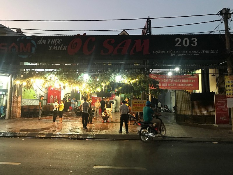 TP.HCM: Phạt đến 10 triệu nếu quán ăn không tạm ngưng - ảnh 1