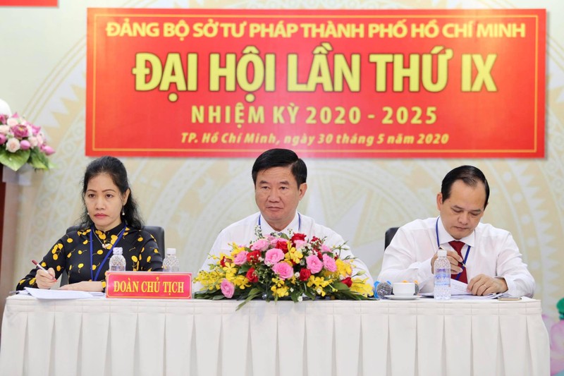 Sở Tư pháp TP.HCM luôn phản ứng nhạy bén vì sự phát triển - ảnh 1