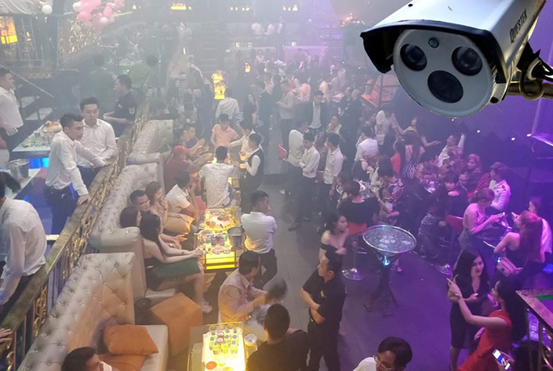 TP.HCM: Từ 18 giờ chiều nay, quán bar được mở cửa trở lại - ảnh 2
