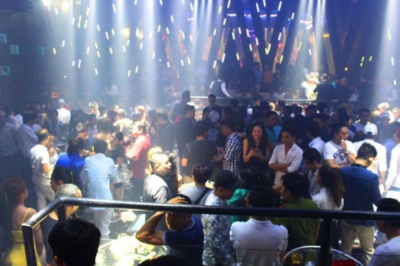 TP.HCM: Từ 18 giờ chiều nay, quán bar được mở cửa trở lại - ảnh 1