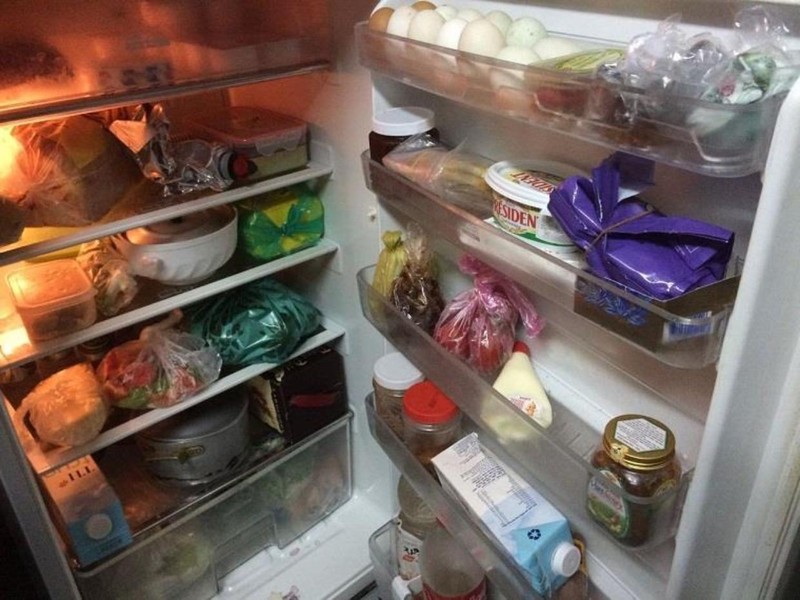 Kết quả hình ảnh cho Thức ăn thừa còn sót lại trong tủ lạnh
