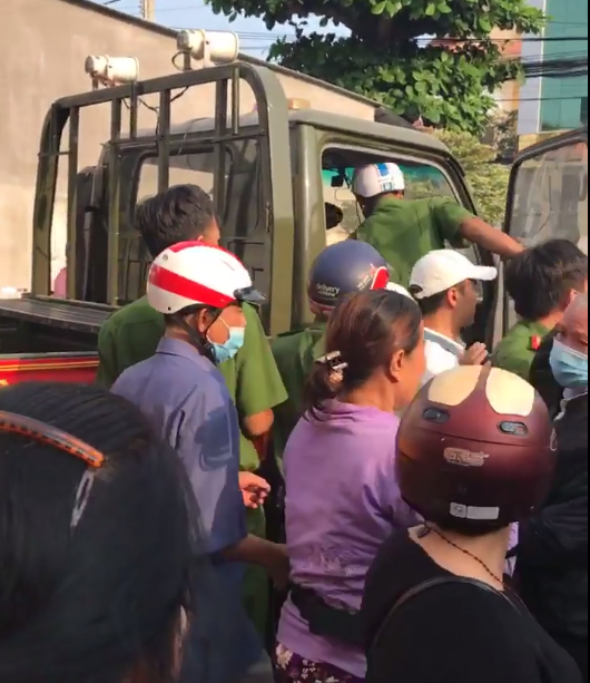Bình Thuận: Hàng trăm người vây chủ hụi vỡ nợ 200 tỉ đồng - ảnh 4