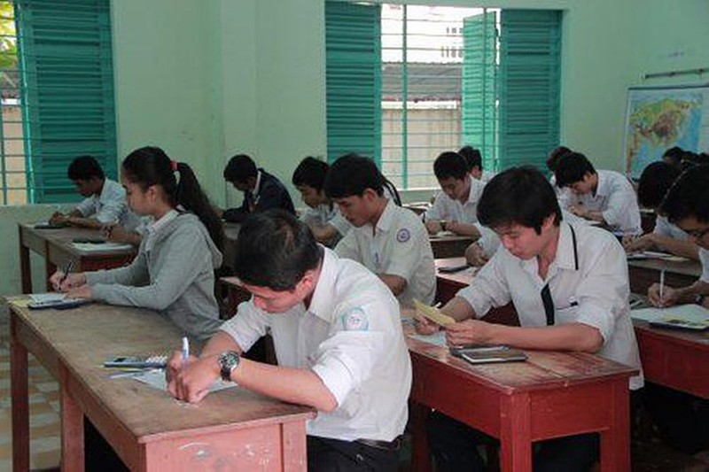 Bình Thuận tạm dừng thi thử tốt nghiệp THPT năm 2021 - ảnh 1