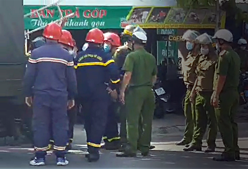 Bình Thuận khống chế một thanh niên leo lên lầu định tự tử - ảnh 1