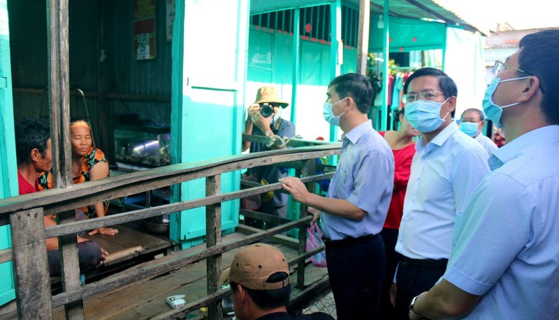 Bình Thuận công bố Chương trình vừa chống dịch, vừa phát triển - ảnh 2