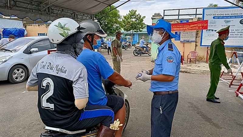 Phan Thiết xuất hiện nhiều ca mắc COVID-19 cộng đồng chưa xác định nguồn lây - ảnh 1