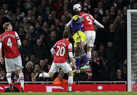 Lối chơi của Arsenal đã rất bế tắc